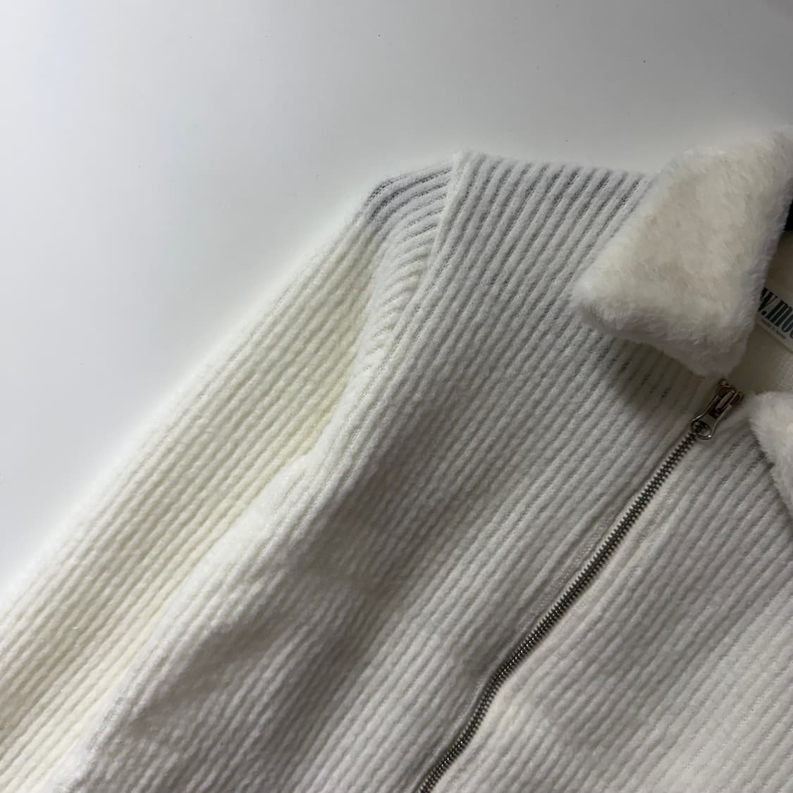 새상품 여자 밍크 가디건 상품이미지4