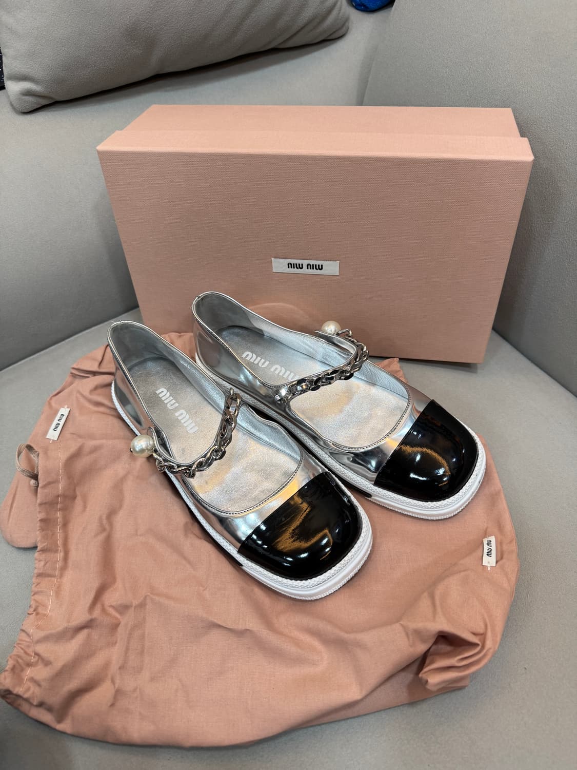 미우미우 발레리나 플랫슈즈 36.5사이즈  상품이미지2