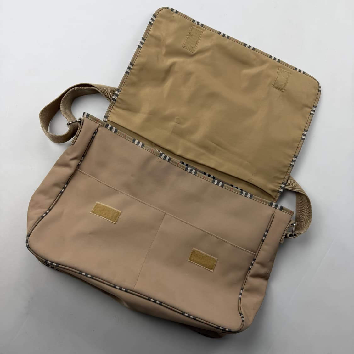 버버리 메신져백 상품이미지2