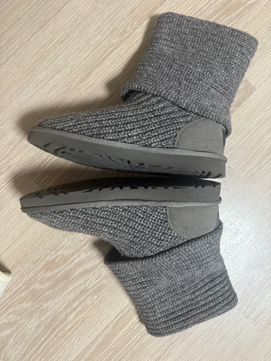 어그 카디 니트 부츠 상품이미지3