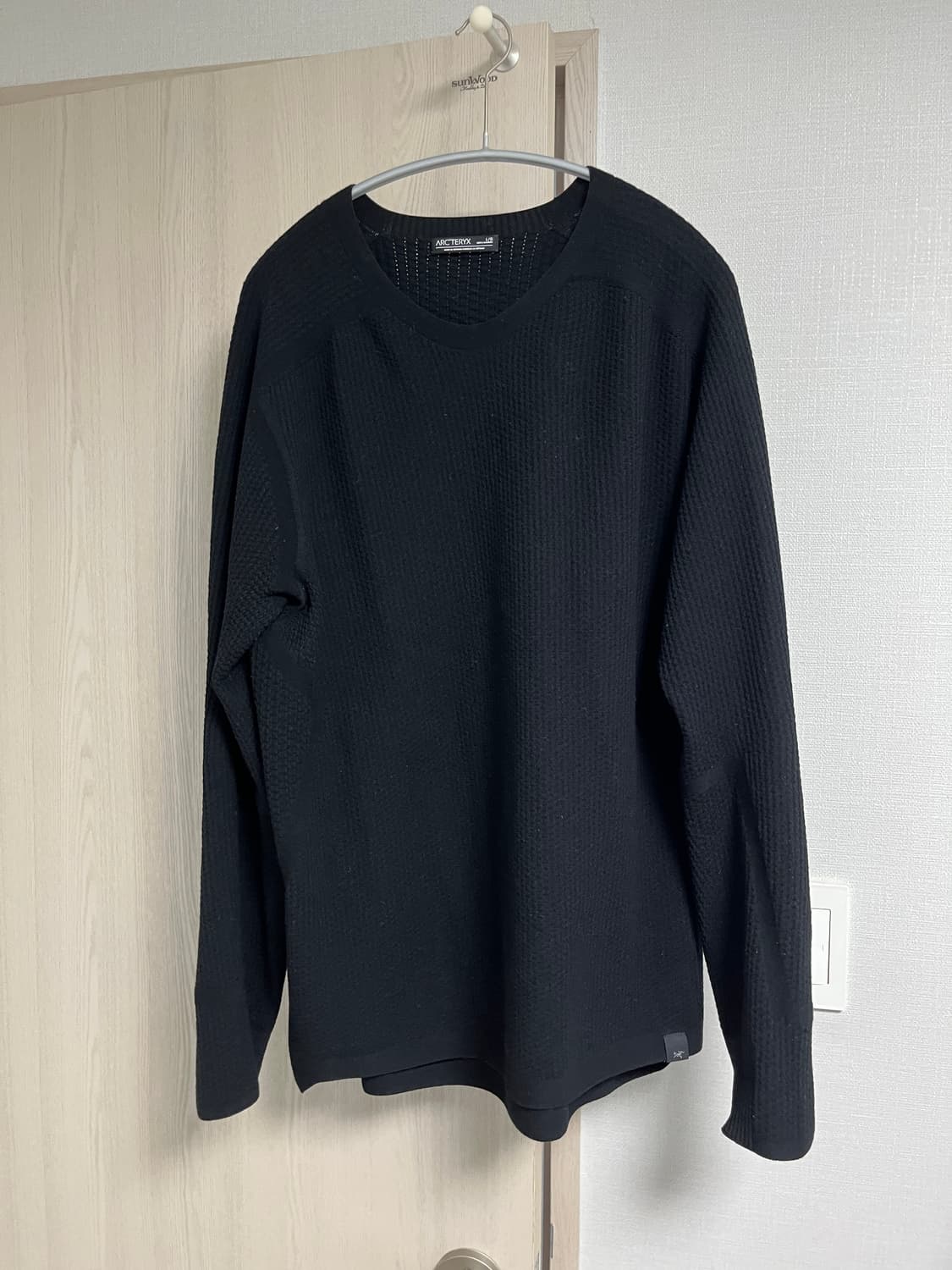 아크테릭스 할람 메리노 울 크루넥 블랙 L 상품이미지1