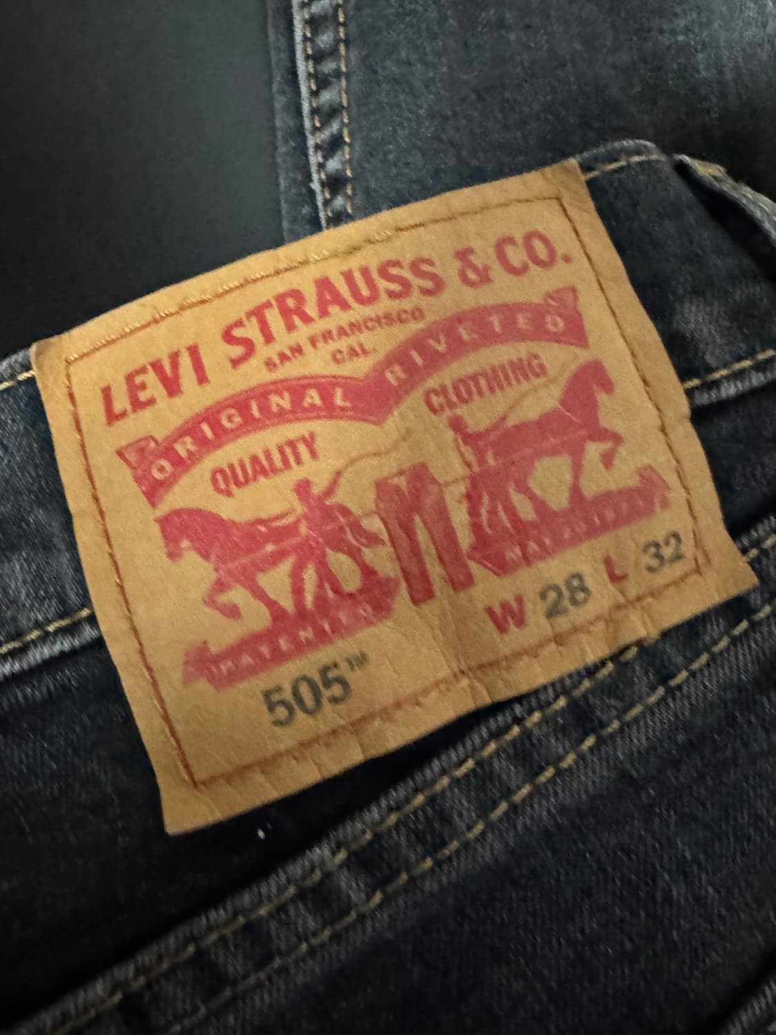 여성 리바이스 505 빈티지 흑청 워싱 데님팬츠 29인치 상품이미지3