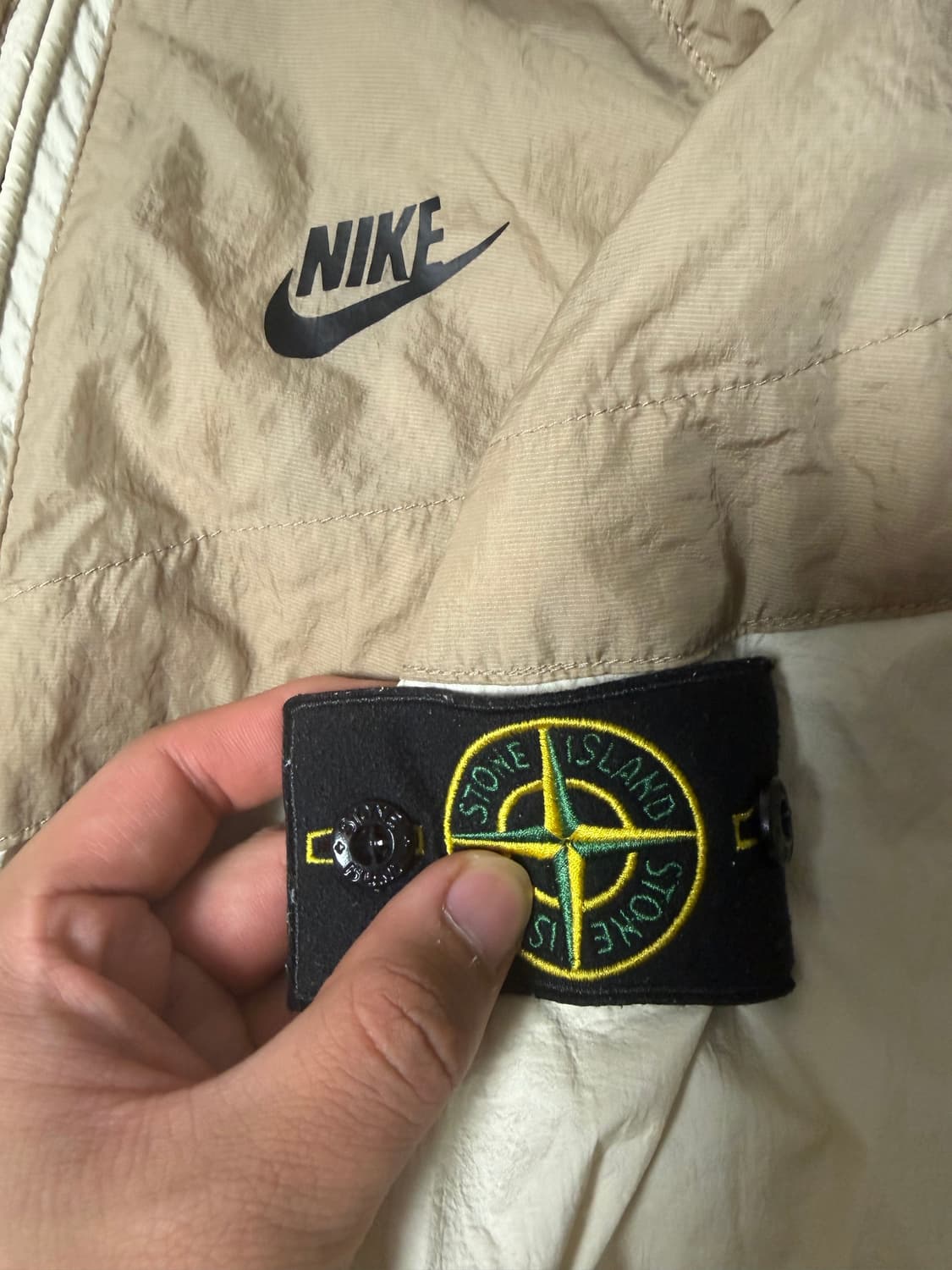 나이키 스톤아일랜드 윈드러너 상품이미지4