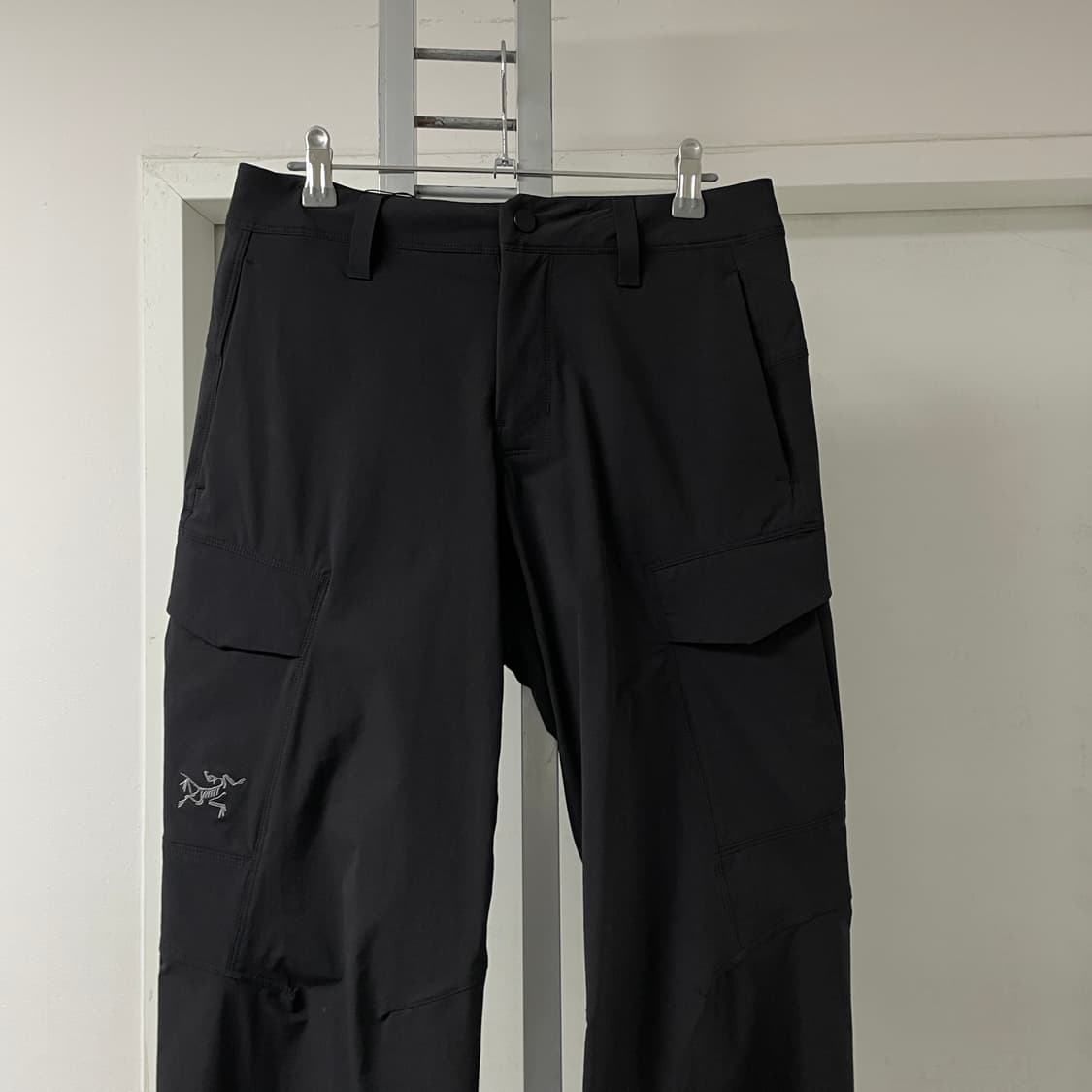 아크테릭스 블랙 팬츠 28 상품이미지2