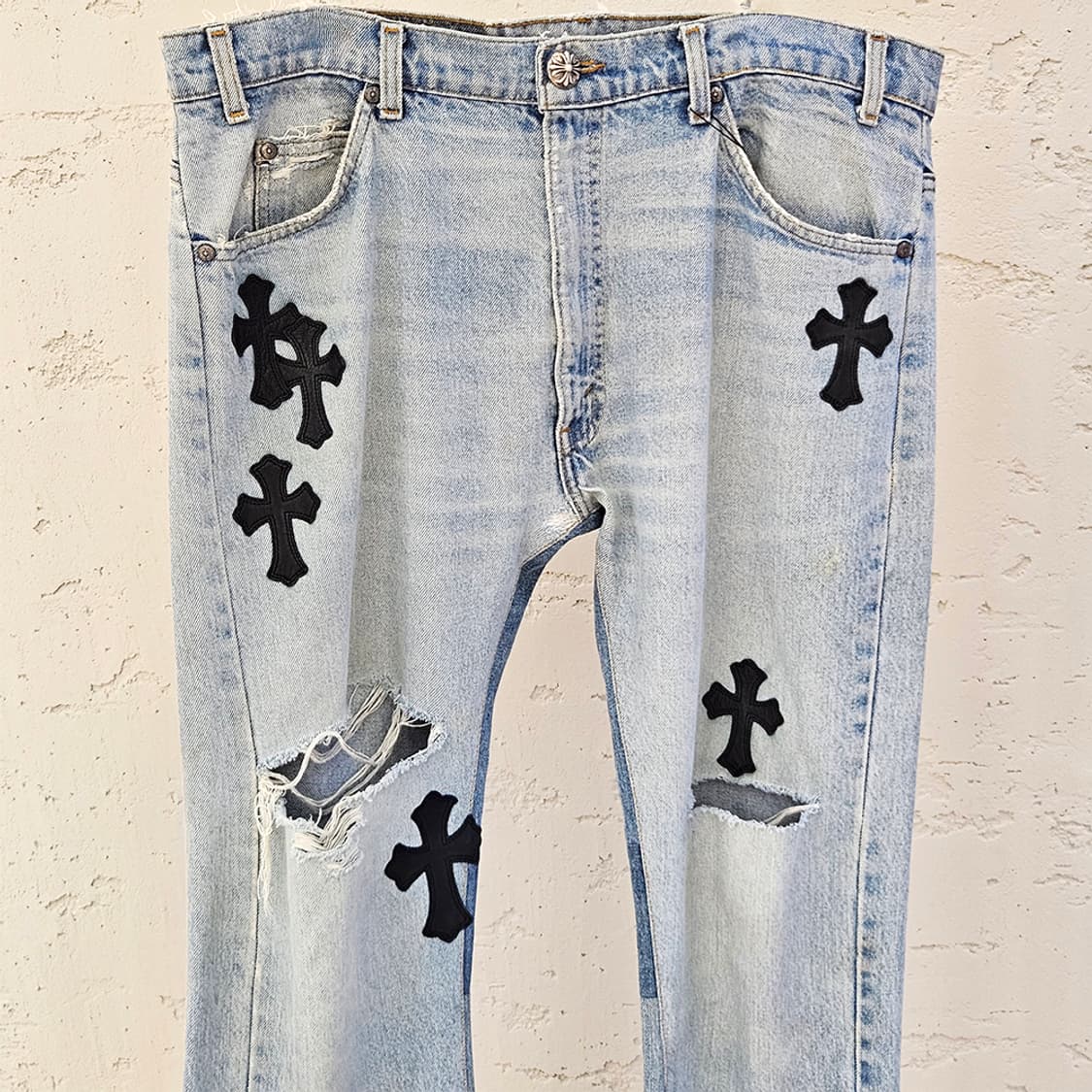 [36] 크롬하츠 크로스 레더패치 청바지 B1029C333/2150만원 상품이미지4