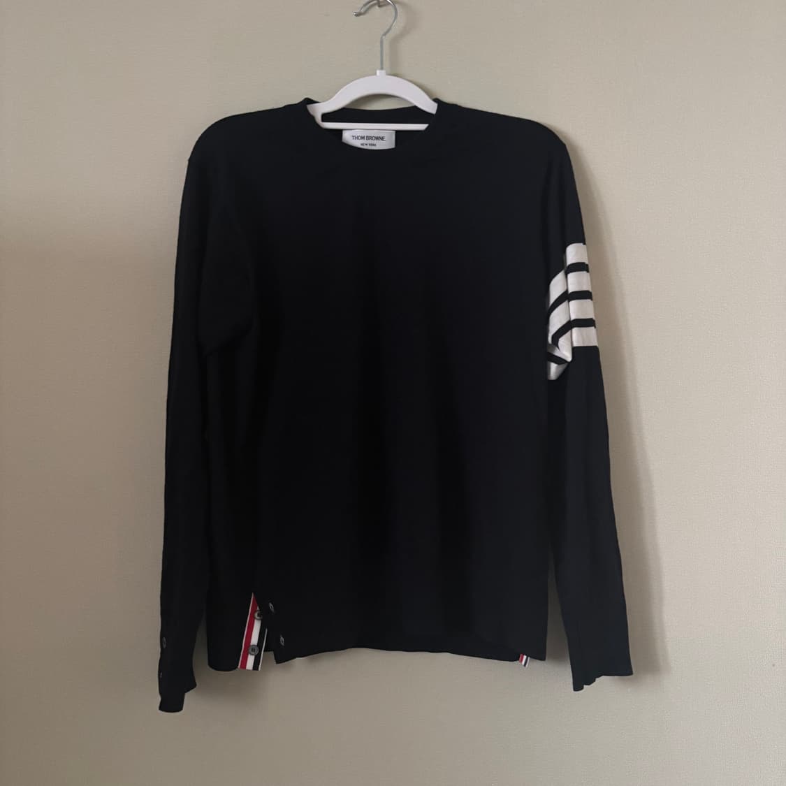 정품 톰브라운 클래식 니트 급처 2사이즈 상품이미지1