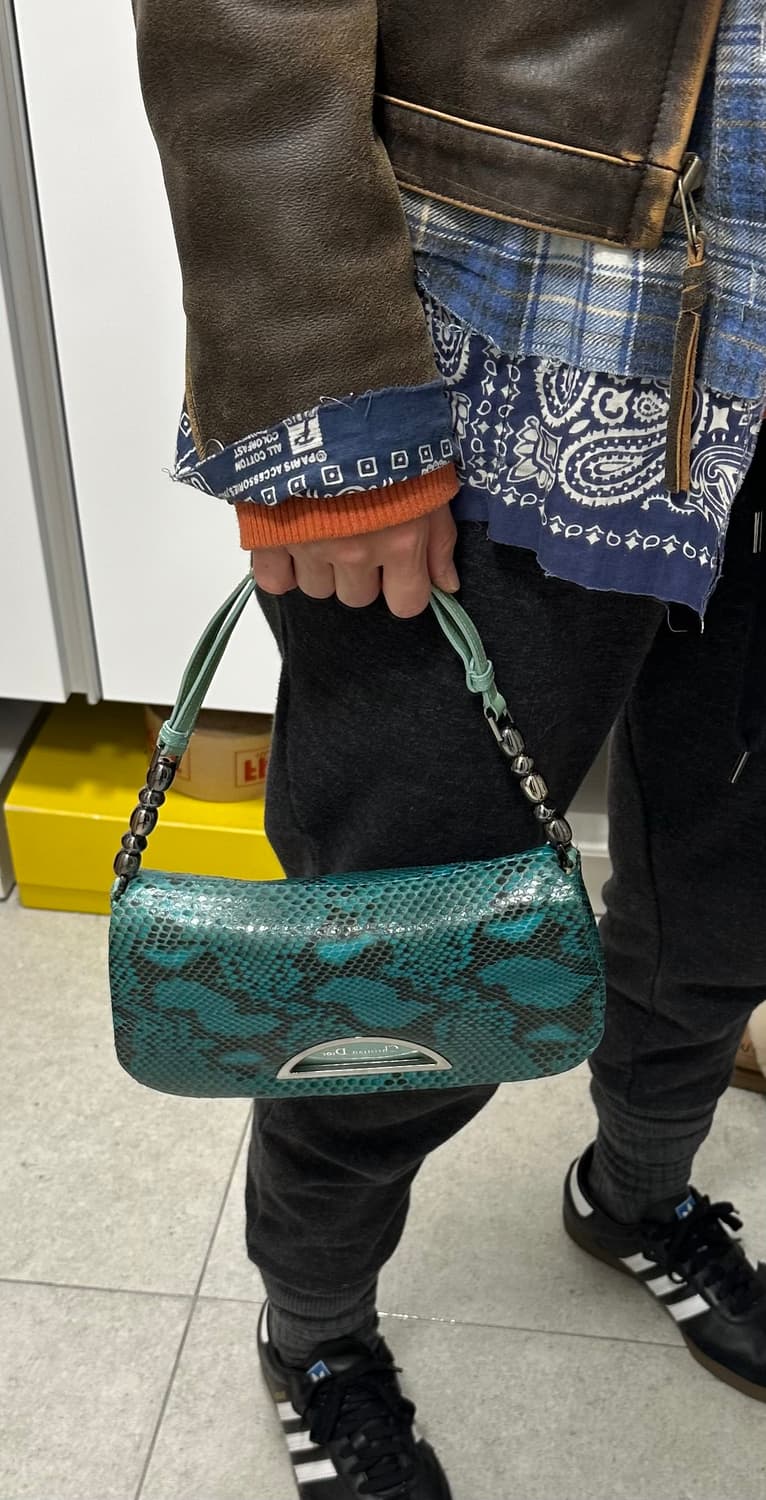 디올백 상품이미지10