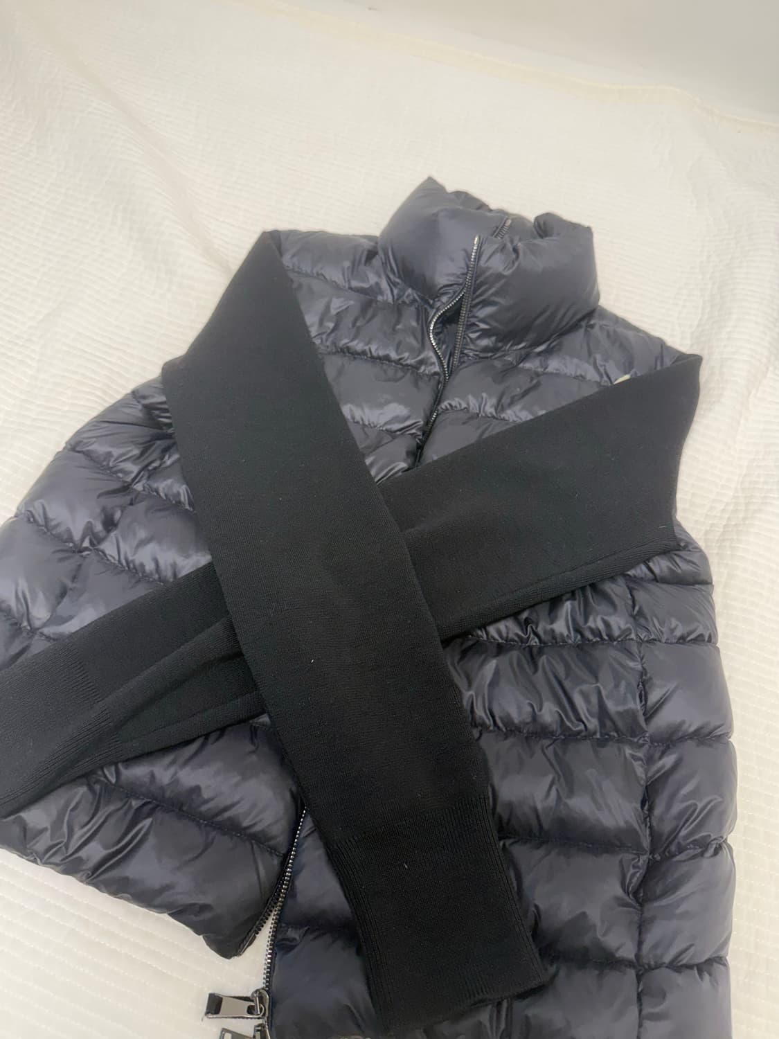 몽클레어 블랙 니트패딩 상태 s급 급처 상품이미지2
