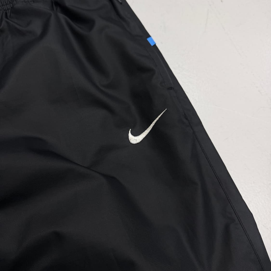 나이키 스우시 올드스쿨 바람막이 트랙팬츠 상품이미지3
