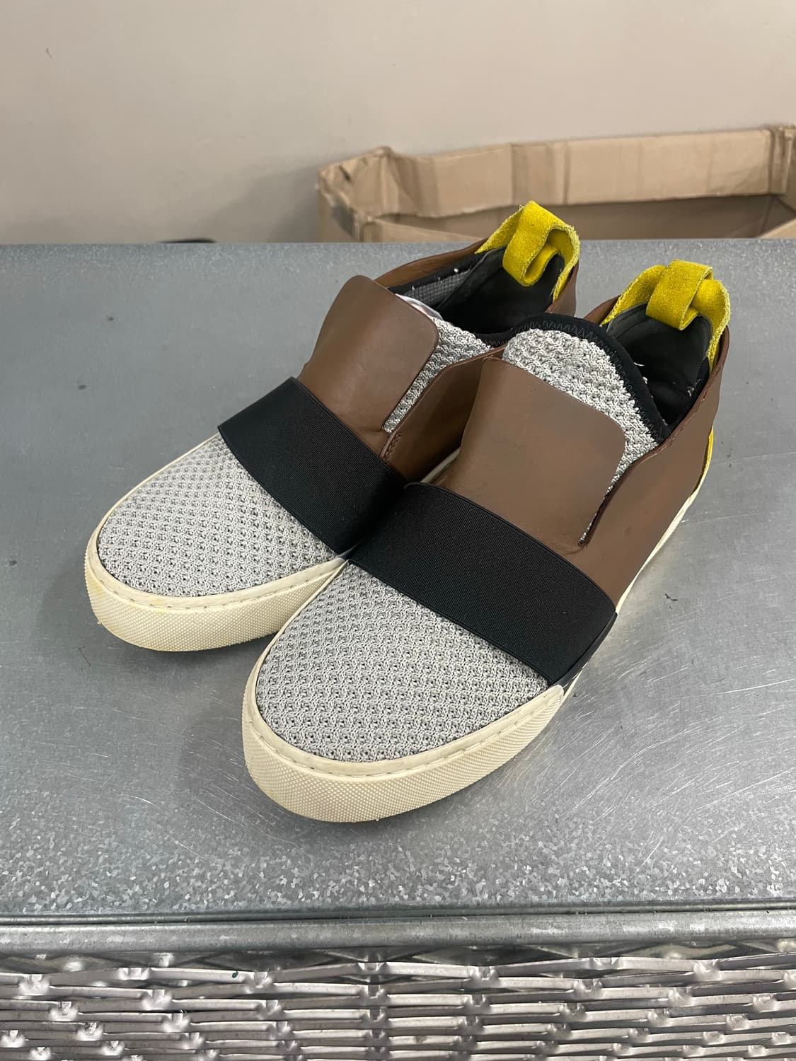 발렌시아가 엘라스틱 러버 솔 하이 EU38 상품이미지2