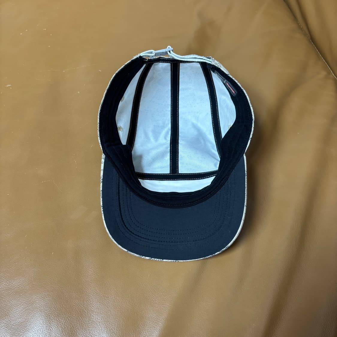 슈프림 나이키 에어맥스 캠프캡 모자 스네이크 상품이미지6