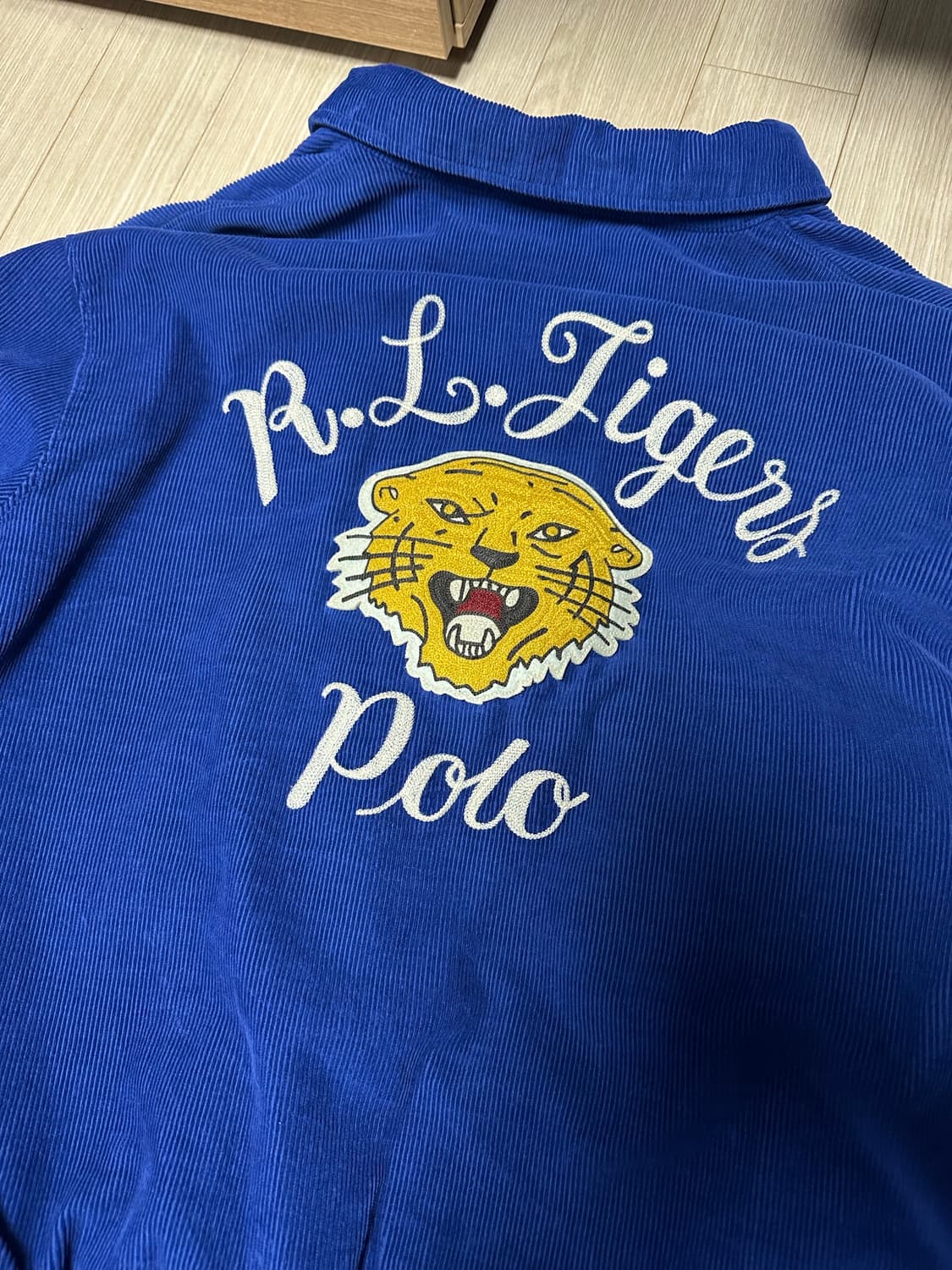 폴로 랄프로렌 코듀로이 타이거 바시티 L 상품이미지3