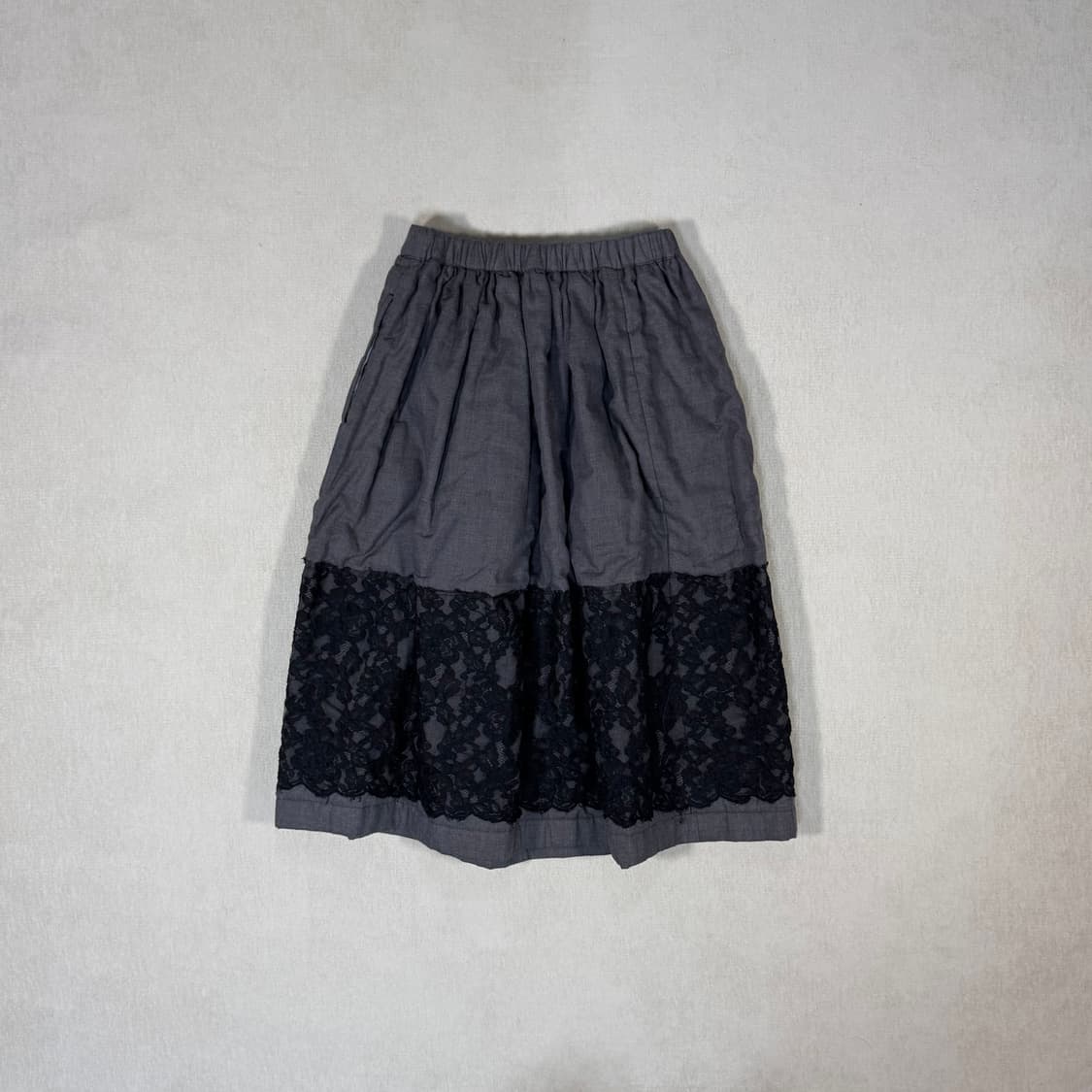 Gray Floral Lace Padded Skirt 상품이미지4