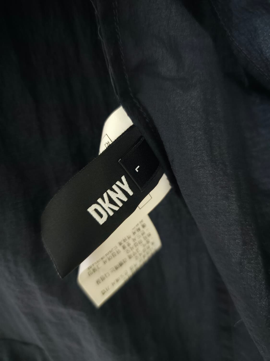 DKNY 네이비 반팔셔츠 23SS L 상품이미지3