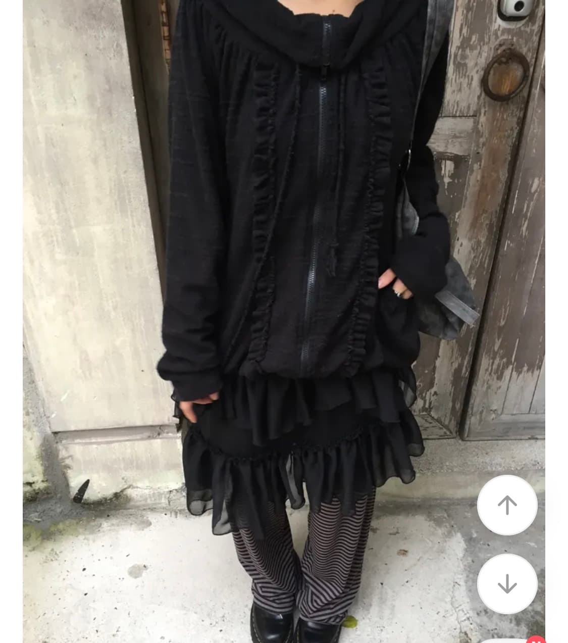 코네 빈티지 프릴 집업 상품이미지1