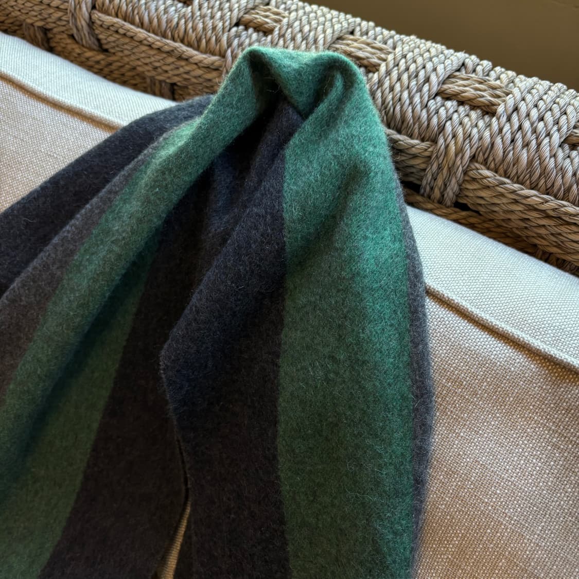 필립 르 백 캐시미어 100 % 머플러 그린 블랙 배색 상품이미지9