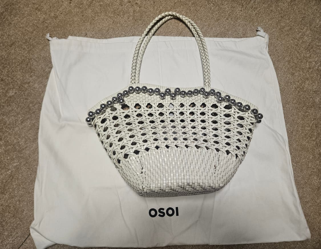 오소이 립 숄더백 벨 화이트  상품이미지2