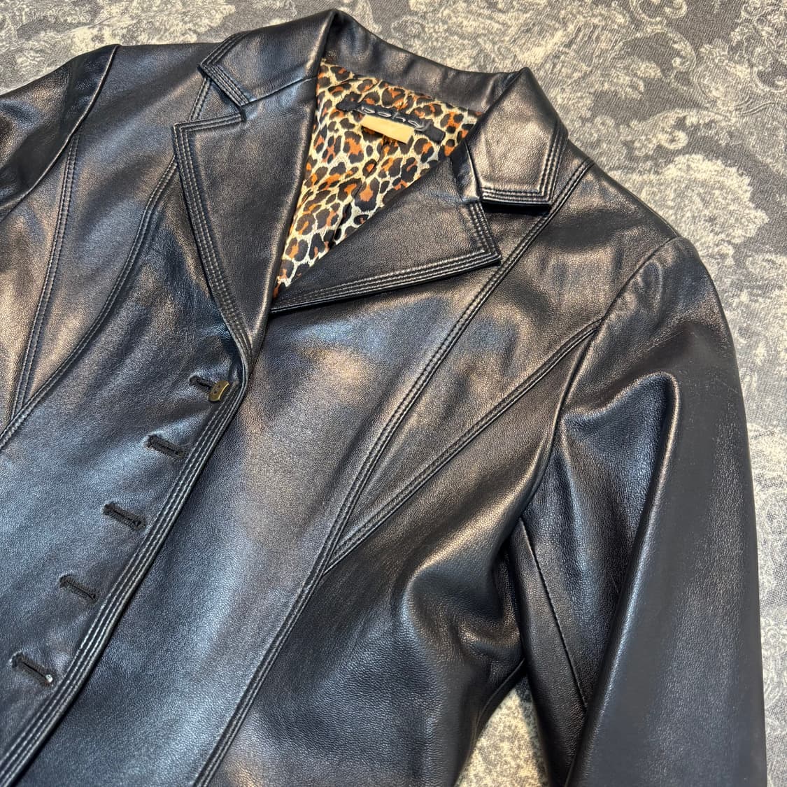 램스킨 슬림버튼 레더 자켓 상품이미지4