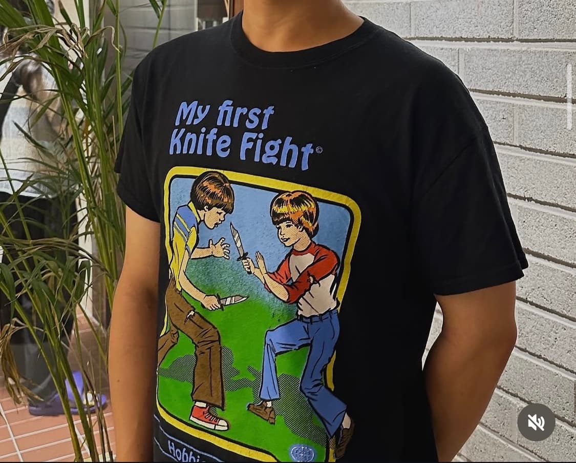 My first knife fight logo cotton T-shirt 상품이미지1