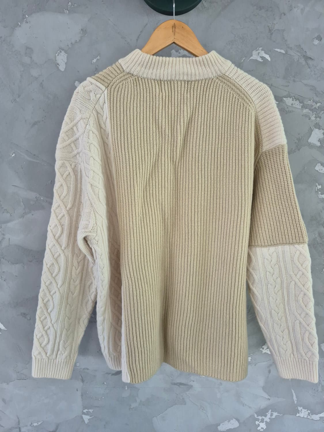 솔리드옴므 니트 스웨터  사이즈 46 상품이미지2