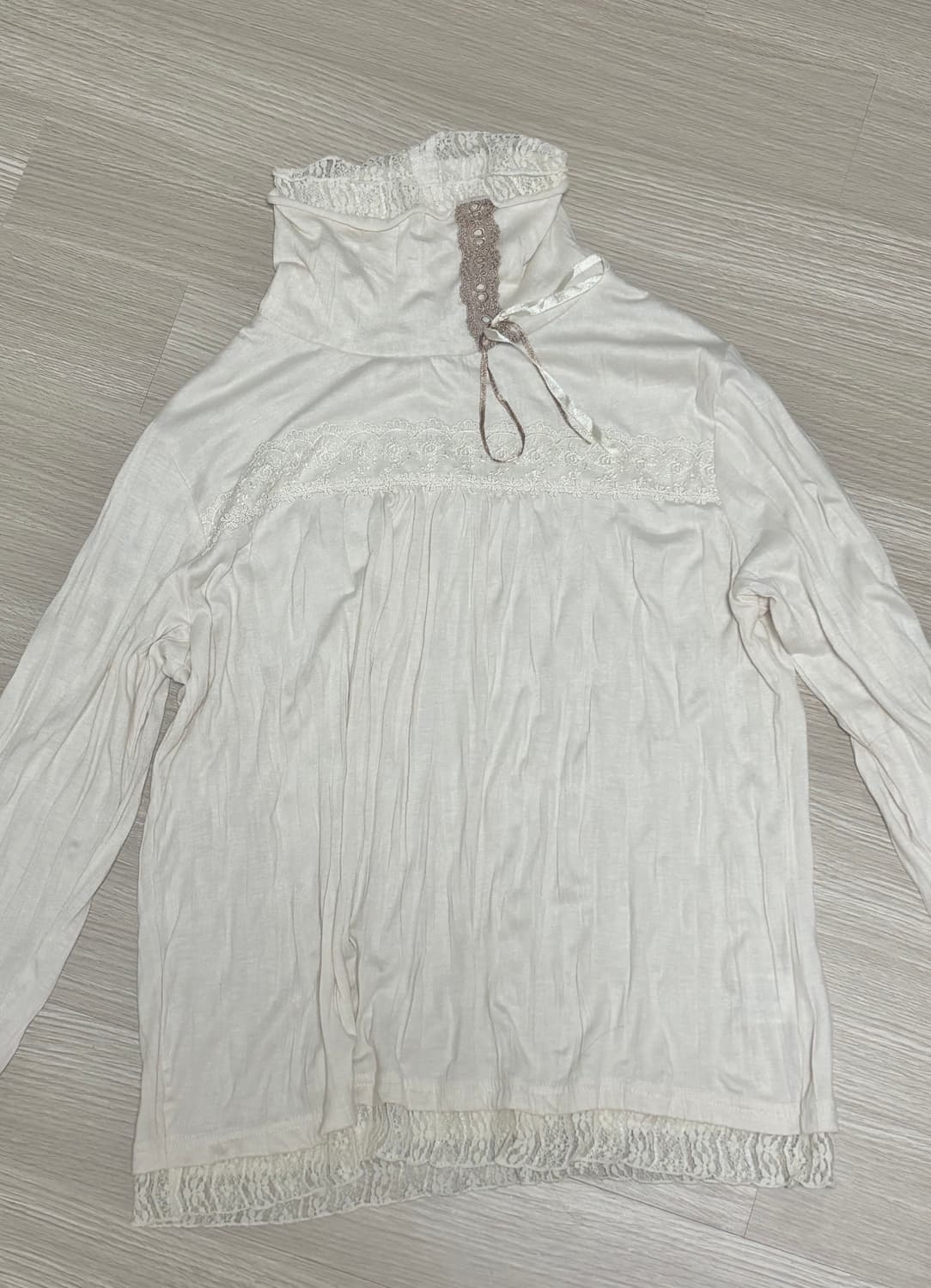 레이스 리본 폴라티셔츠 상품이미지2