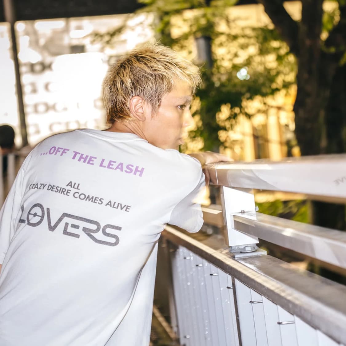 [새상품/XL] 세인트미카엘 x 하지메 소라야마 러버스 반팔 티셔츠 상품이미지4