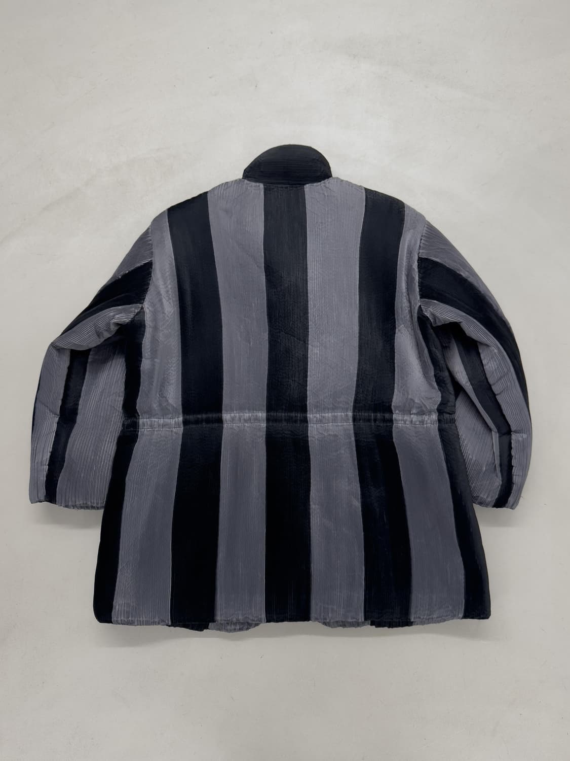 96 이세이미야케 플리츠 다운 자켓 상품이미지8