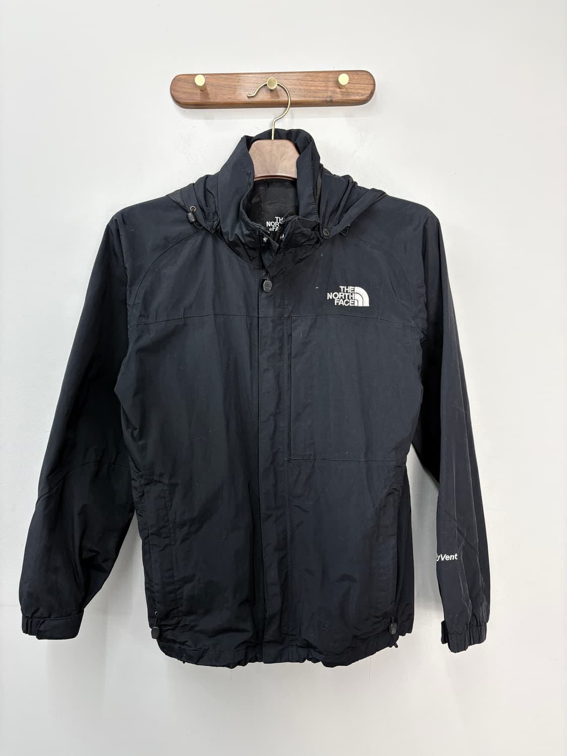 노스페이스 하이벤트 후드바람막이 자켓 (모자 탈부착 가능) A3523  상품이미지2