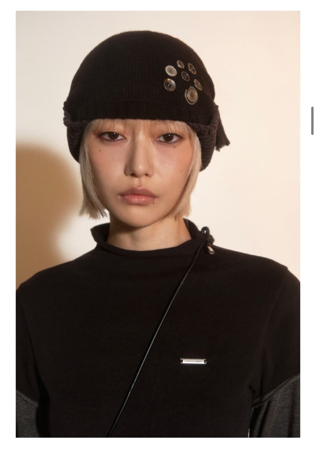 포르테나 버튼 니트 비니 블랙 상품이미지1