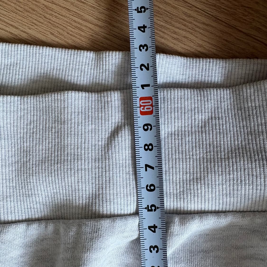 디아도라 후드티 라이트 그레이 90 상품이미지9