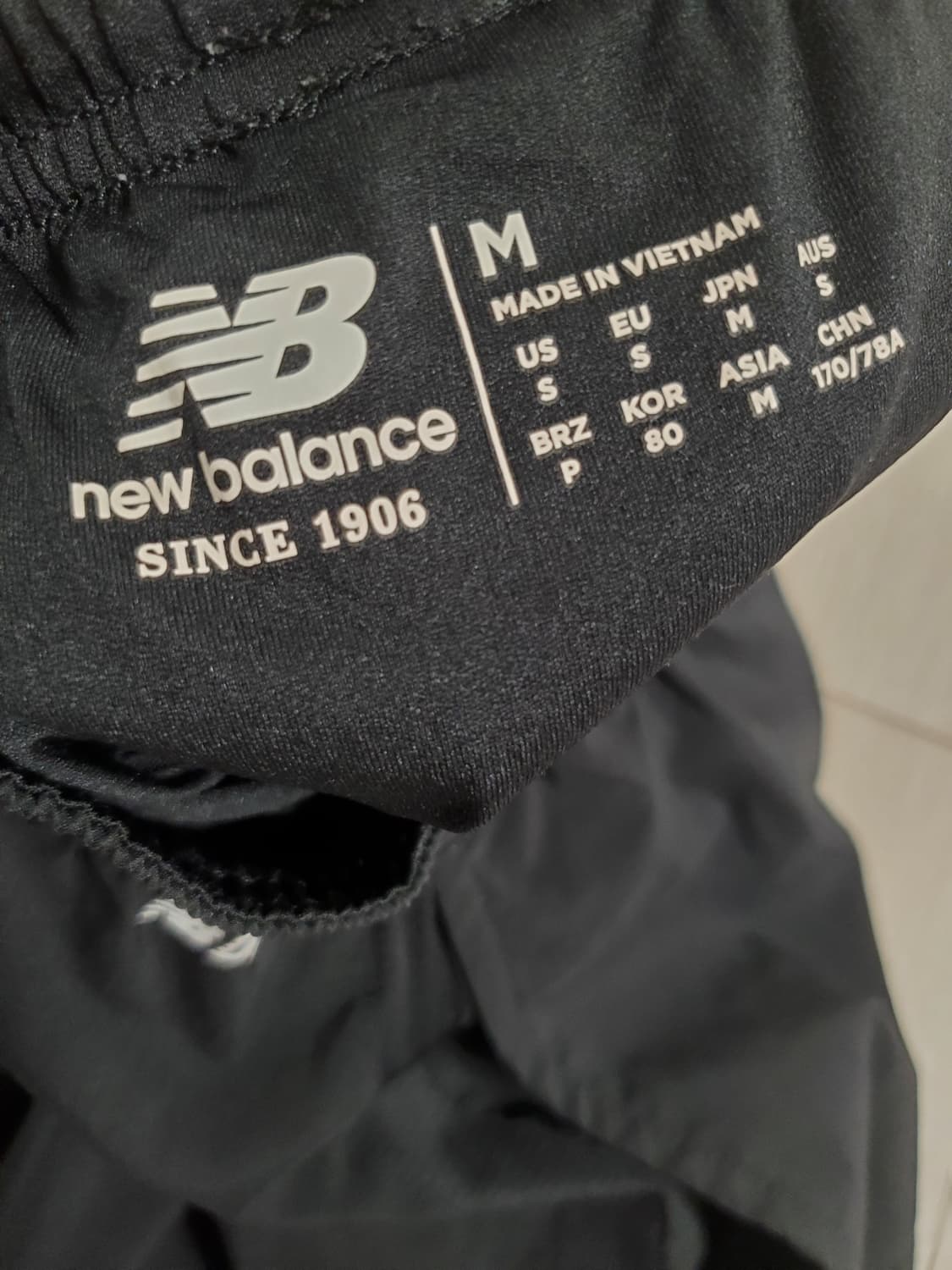 새상품급)뉴발란스 엑셀러레이트 5인치 러닝 반바지 블랙 남자 트레이닝 쇼 상품이미지7