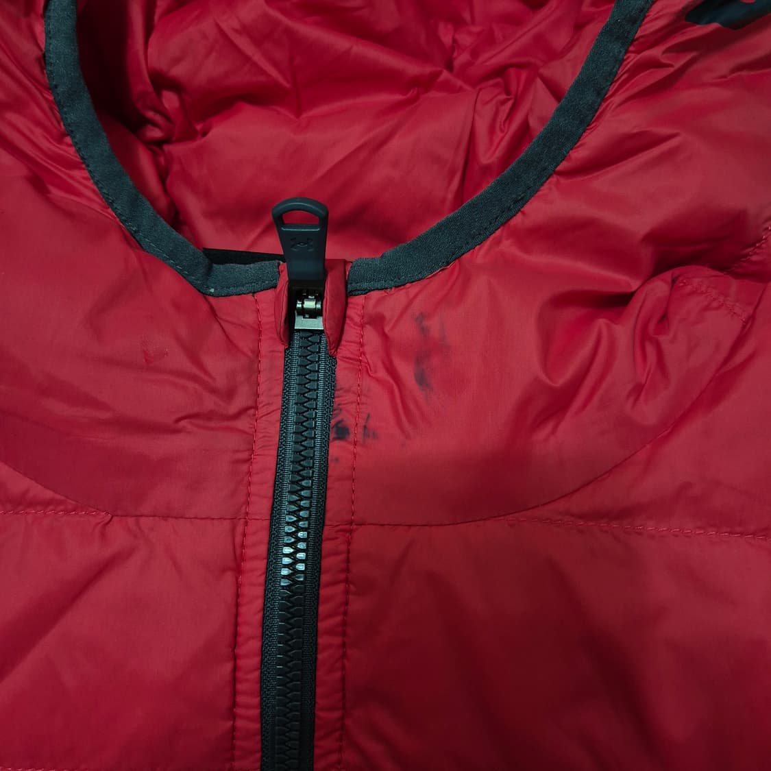 언더아머 주니어 덕다운 스톰 후드 경량패딩 점퍼 (160) 상품이미지6