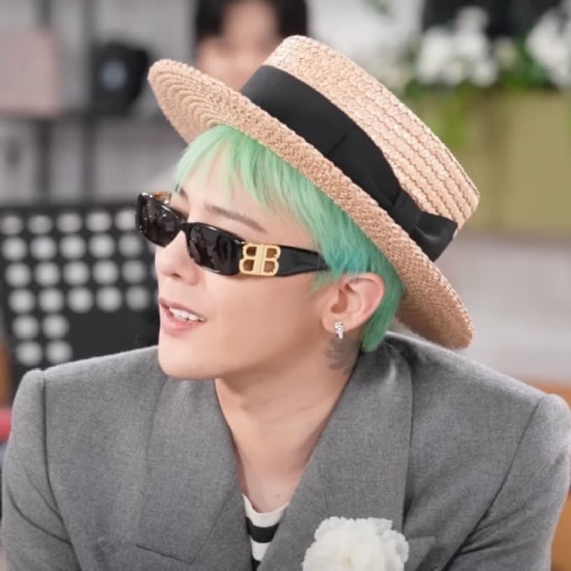 발렌시아가 랙탱글 다이너스티 선글라스 블랙 GD 지드래곤 선글라스 상품이미지8