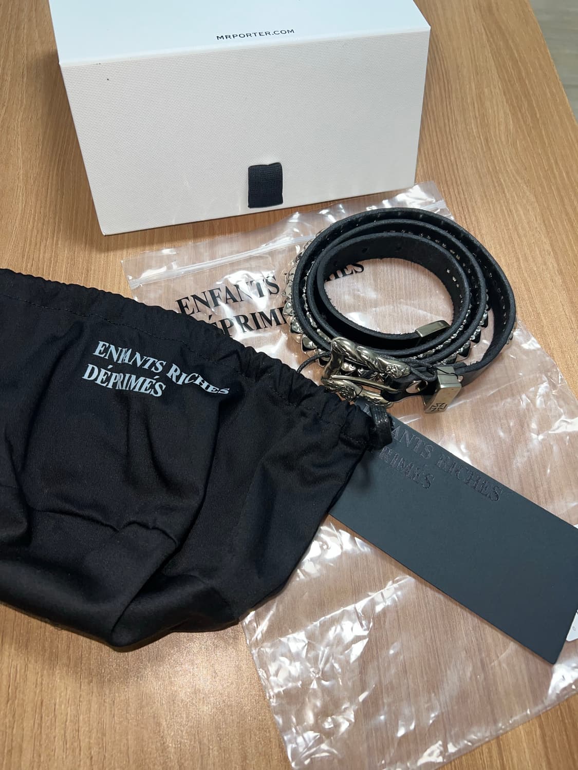[새상품] ERD CLASSIQUE CEINTURE CLOUTÉE 95 상품이미지4