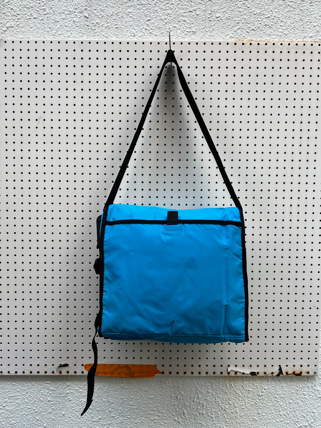 BITCH SKATEBOARDS CROSS BAG 비치스케이트보드크로스백 상품이미지3