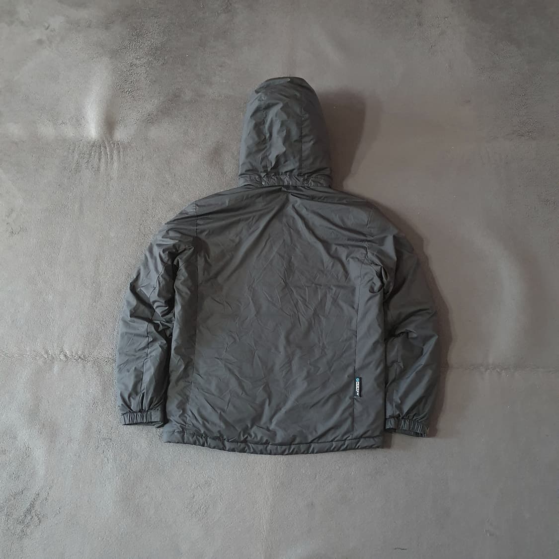 네파 마운틴 인테르노 구스 경량 패딩 자켓 L 100 차콜 상품이미지3