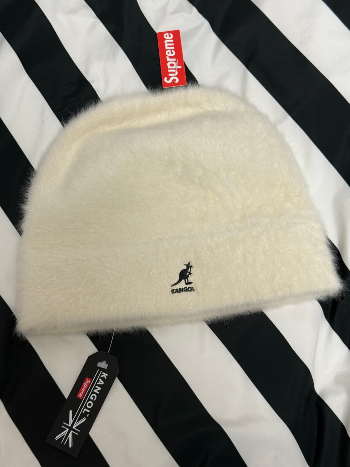 (새제품) 슈프림 캉골 퍼고라 비니 화이트 상품이미지2