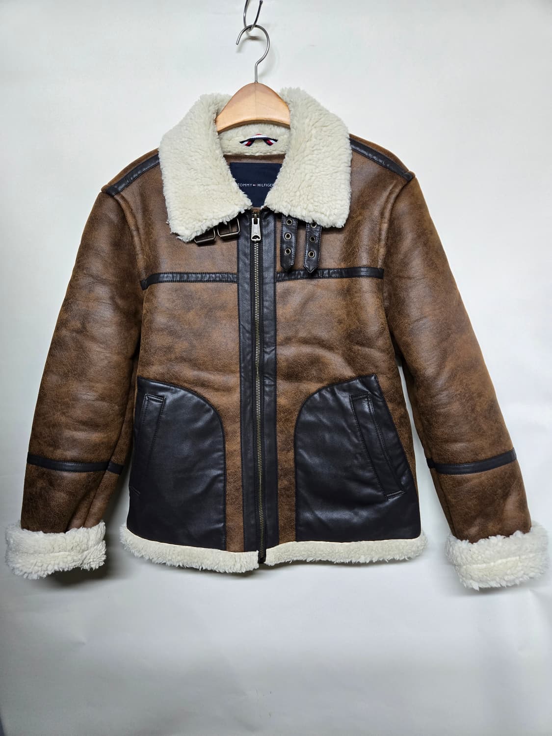 타미힐피거 페이크 레더 플리스 안감 무스탕자켓  M 상품이미지1