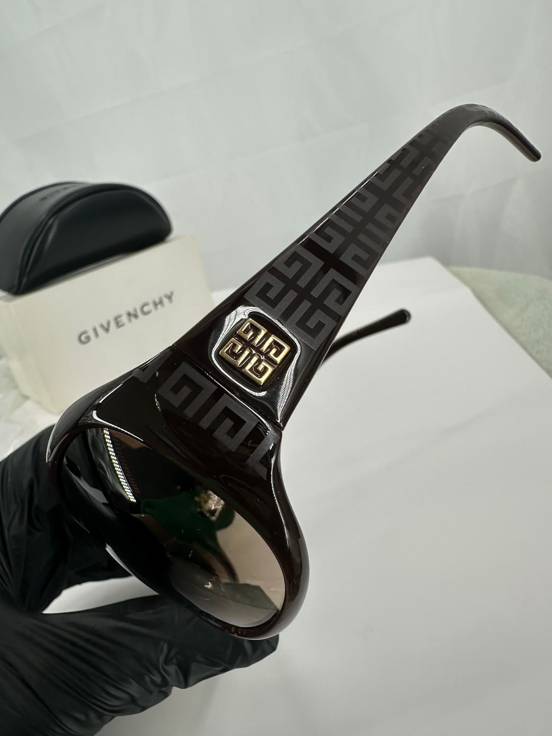 [새상품 무료배송] 정품 지방시 Made in Italy 선글라스 상품이미지2