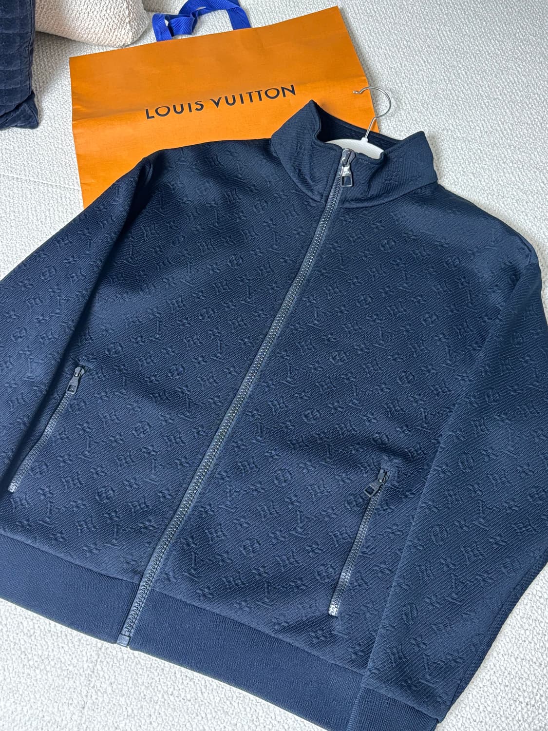 백화점판 루이비통 모노그램 LVSE 집업 s사이즈 상품이미지1