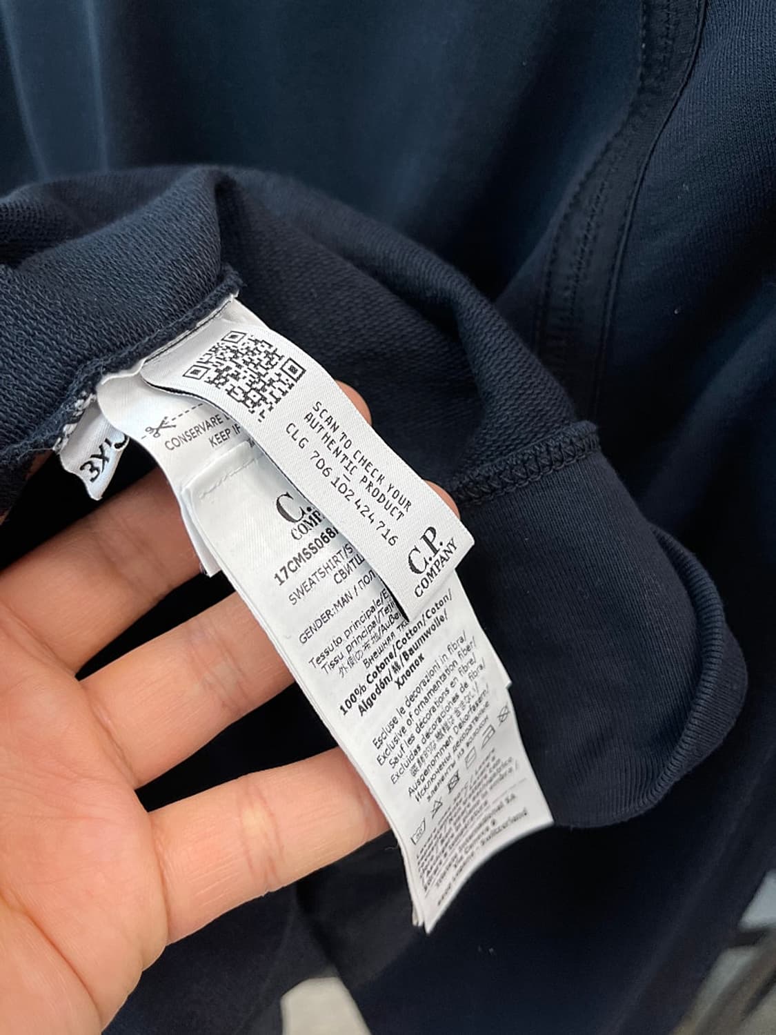 115) CP컴퍼니 소매자수 맨투맨  상품이미지6