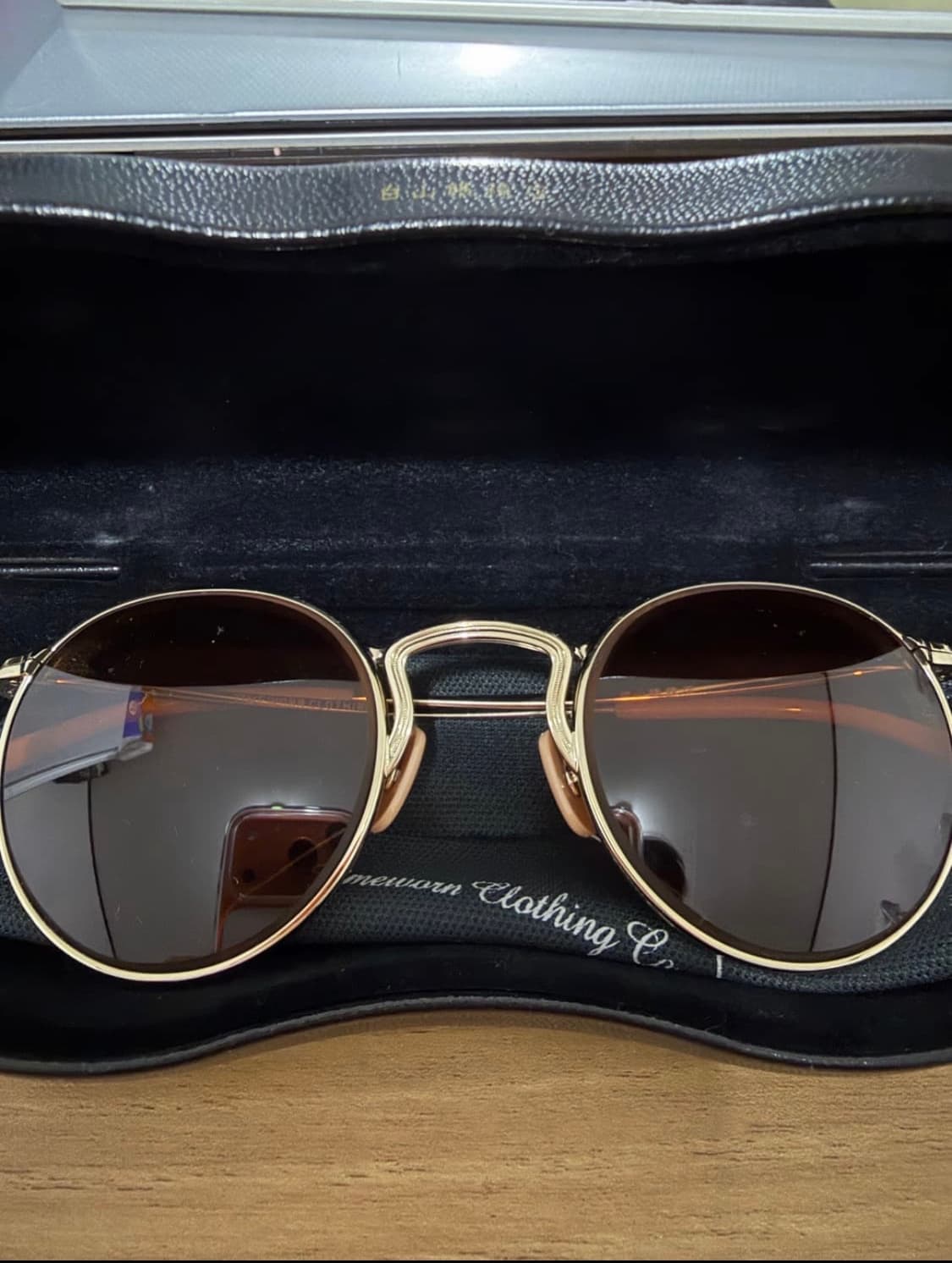 엣라코 디펜더 브라운 렌즈 상품이미지1