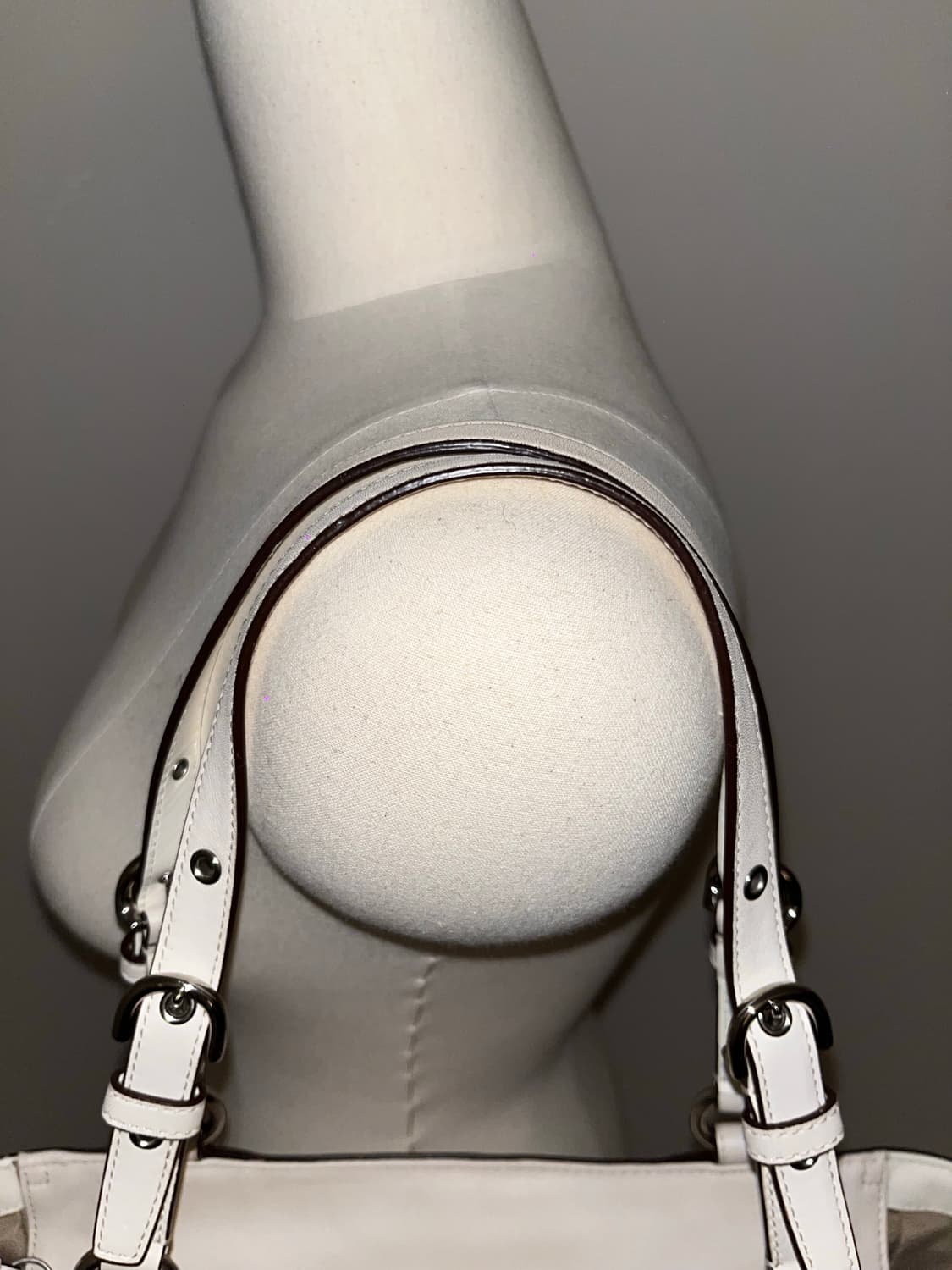 Coach white basic shoulder bag 상품이미지5