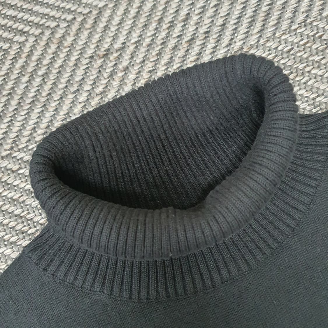 커스텀어클락 터틀넥 면니트 남자110 상품이미지3