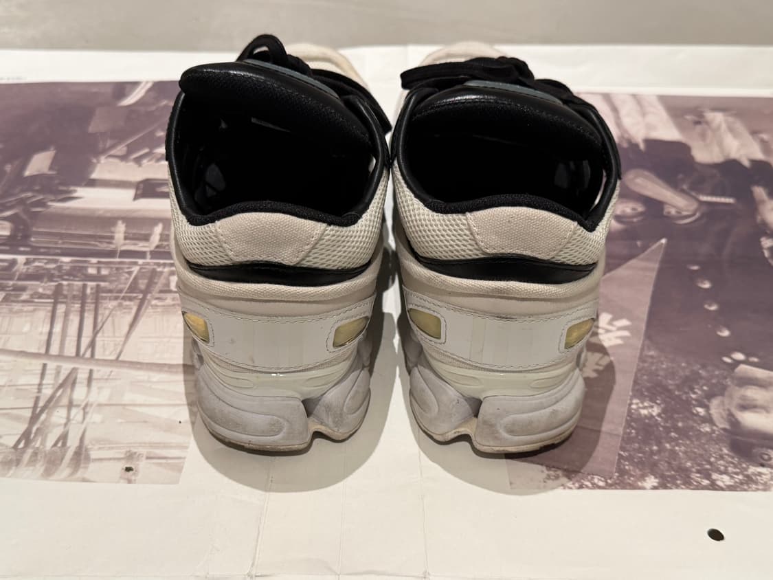 라프시몬스 아디다스 오즈위고 상품이미지2