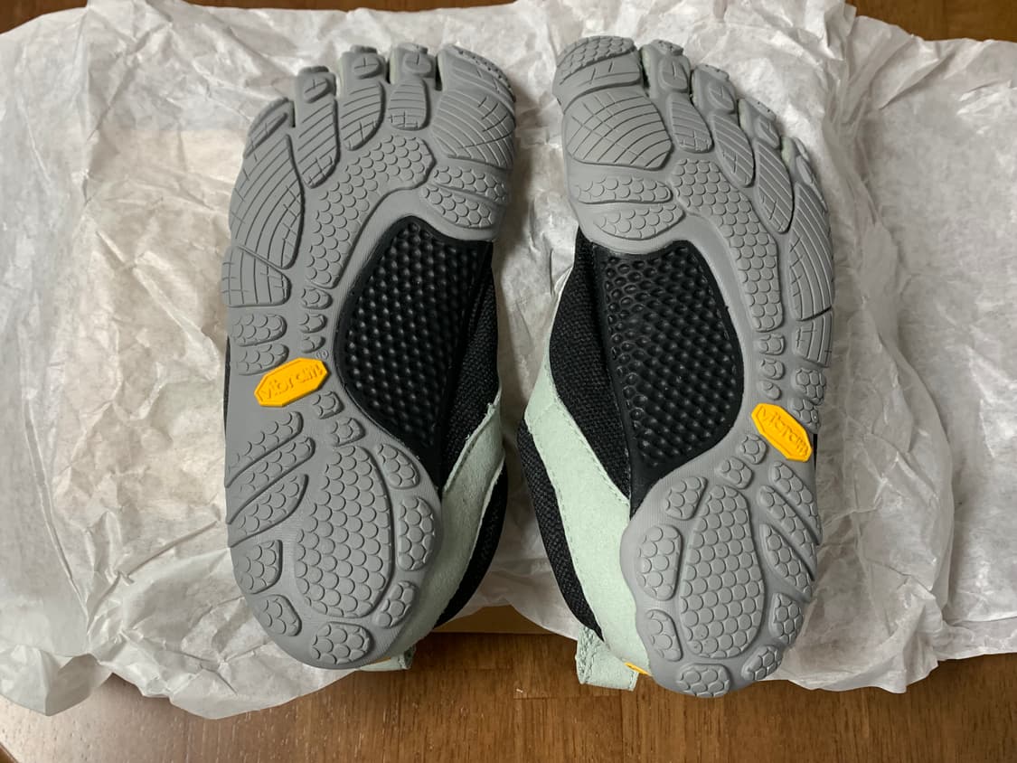 비브람 파이브핑거스 v-run retro black/grey 상품이미지3