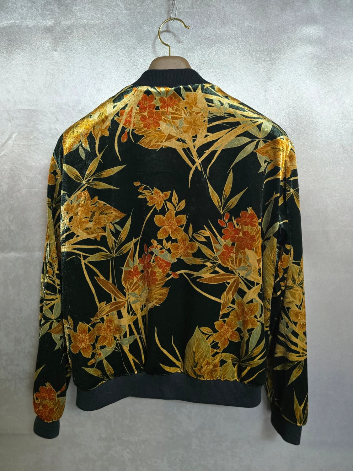 자라 플라워 벨벳 봄버 자켓 상품이미지3