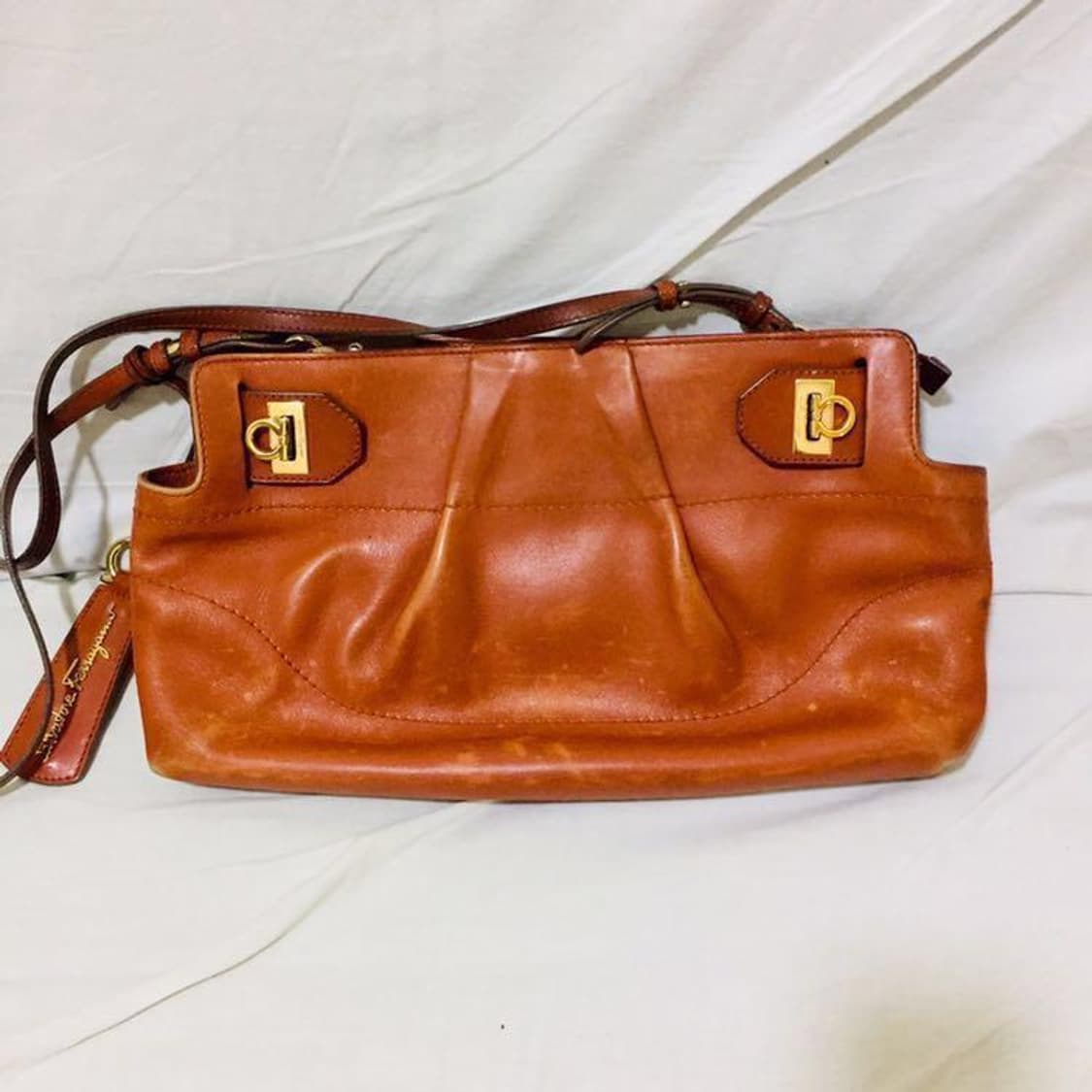 페라가모 숄더백 상품이미지1