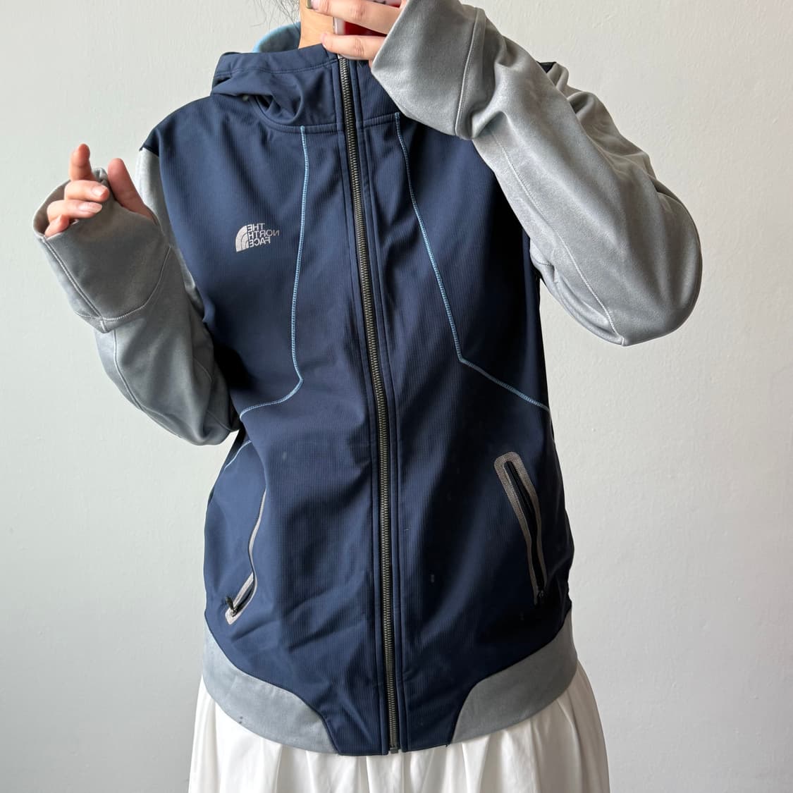 [M] 노스페이스 네이비 배색 후드집업 상품이미지2