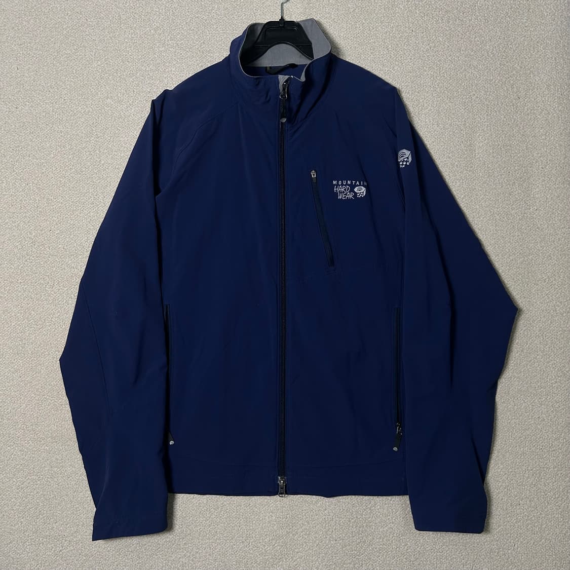 (L) 마운틴하드웨어 네이비 소프트쉘 자켓 상품이미지1